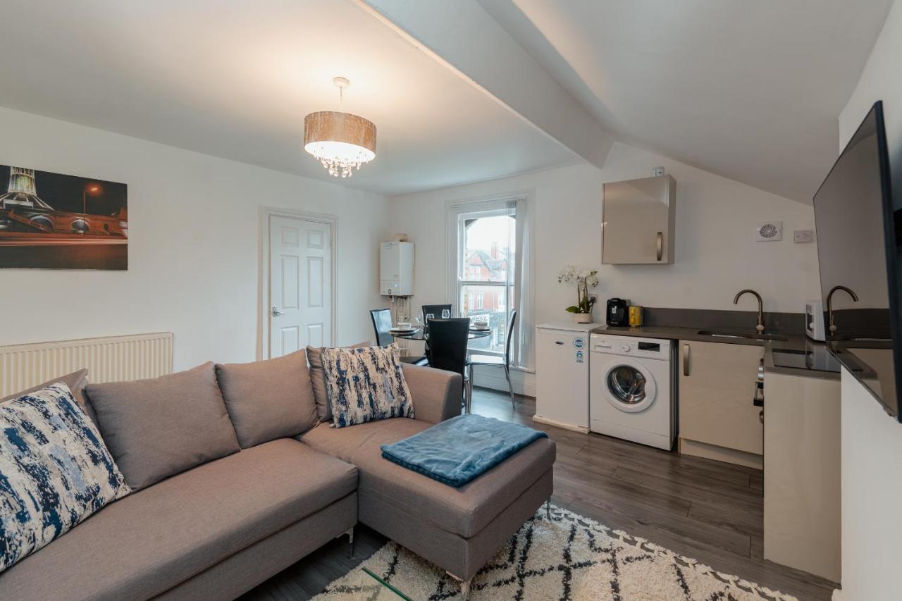 ליברפול Crosby Apartments מראה חיצוני תמונה