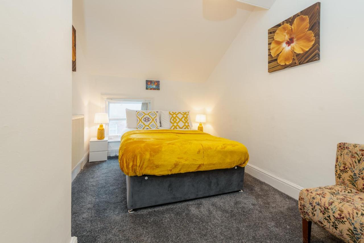 ליברפול Crosby Apartments מראה חיצוני תמונה